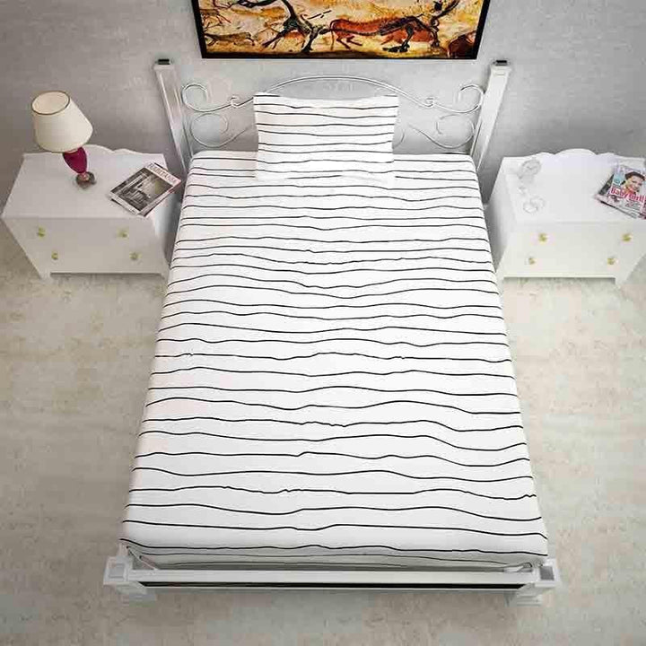 Buy Tipsy Stripes Bedsheet at Vaaree online | Beautiful Bedsheets to choose from