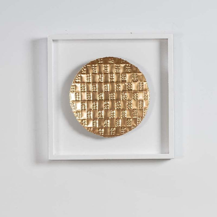Buy Chequered Circle Wall Frame Décor at Vaaree online | Beautiful Wall Accents to choose from