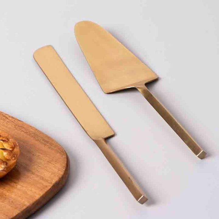 Buy Nora Cake Server - Set Of Two at Vaaree online | Beautiful Cutlery Set to choose from