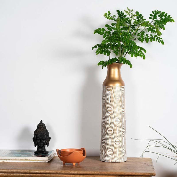 Buy Geometric Jaal Vase Vase from Vaaree