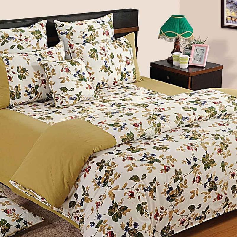 Buy Forever Floral Comforter at Vaaree online | Beautiful Comforters & AC Quilts to choose from