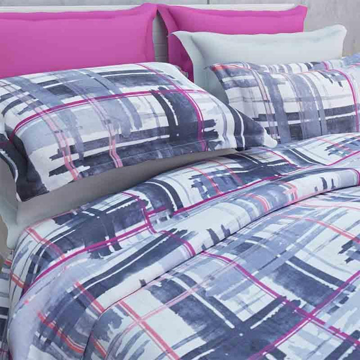 Buy Abstract Brushstrokes Bedsheet at Vaaree online | Beautiful Bedsheets to choose from