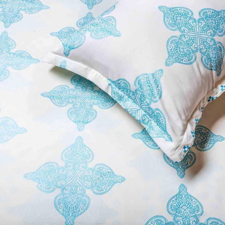 Buy Metrix Bliss Bedsheet - Blue at Vaaree online | Beautiful Bedsheets to choose from