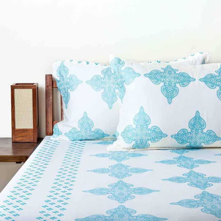 Buy Metrix Bliss Bedsheet - Blue at Vaaree online | Beautiful Bedsheets to choose from