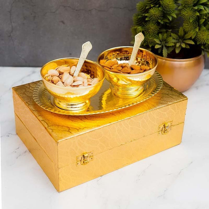 Buy Gleaming Golden Bowl & Tray - Gold at Vaaree online | Beautiful Tray to choose from