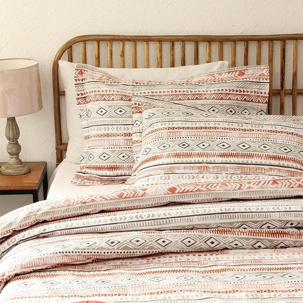 Buy Aztec Celebration Bed Set at Vaaree online | Beautiful Bedding Set to choose from