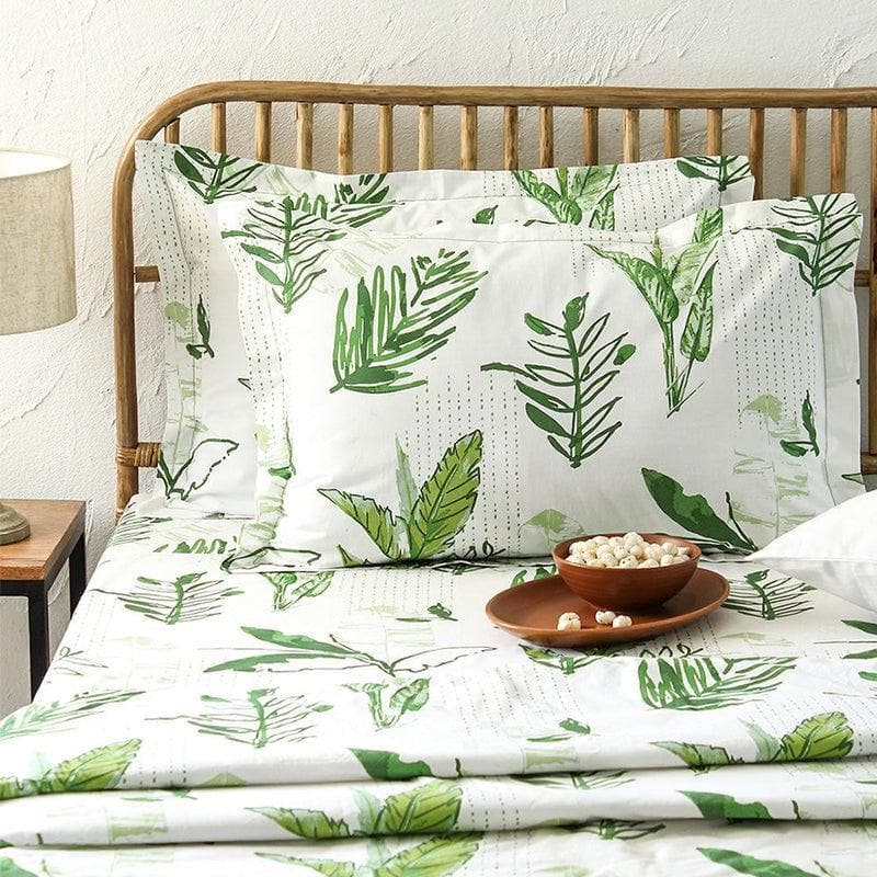 Buy Green Autumn Scribbles Bed Set at Vaaree online | Beautiful Bedding Set to choose from