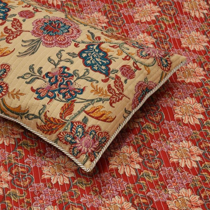 Buy Vatika Quilted Bedcover at Vaaree online | Beautiful Bedcovers to choose from