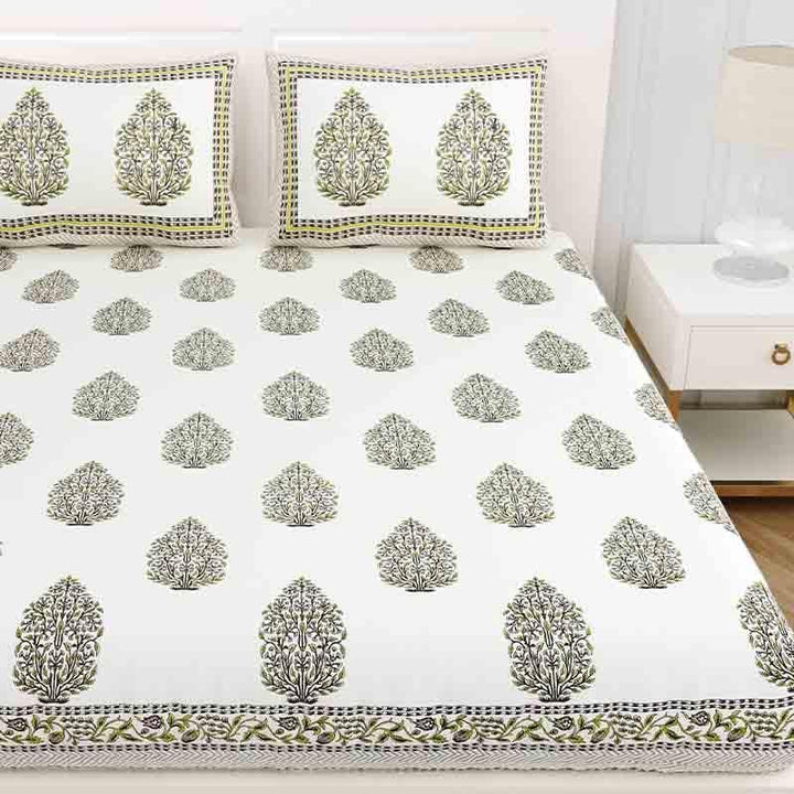 Buy Mughal Butidar Bedsheet - Green at Vaaree online | Beautiful Bedsheets to choose from
