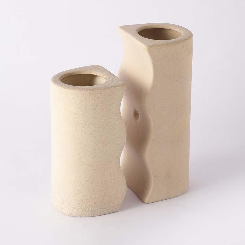 Buy Unidentical Twins Vase - Set Of Two at Vaaree online | Beautiful Vase to choose from