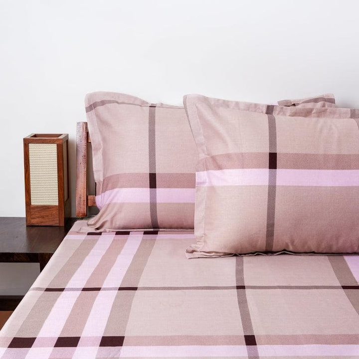 Buy Classic N Checkered Bedsheet - Pink at Vaaree online | Beautiful Bedsheets to choose from
