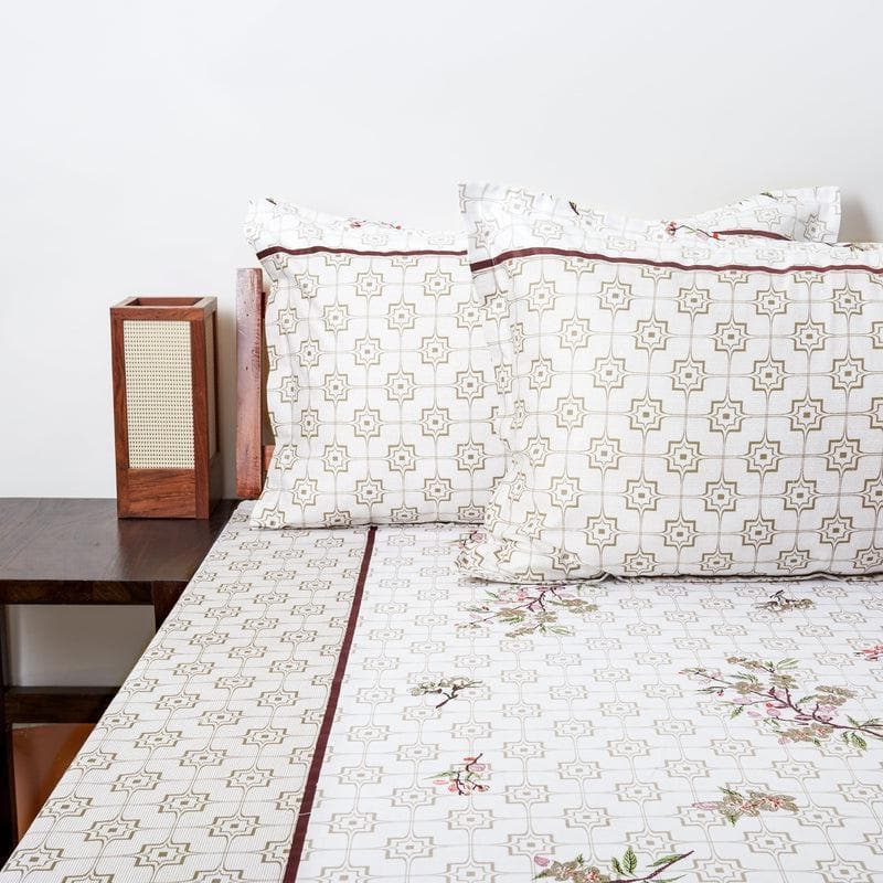 Buy The Pattern Play Bedsheet - Beige at Vaaree online | Beautiful Bedsheets to choose from