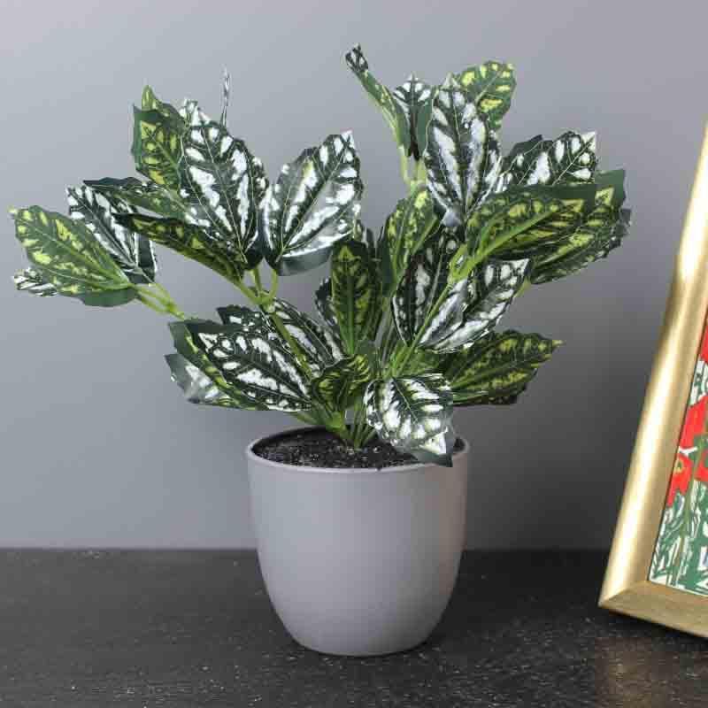 Artificial Plants - Lumia Pot With Faux Begonia - 25 cms