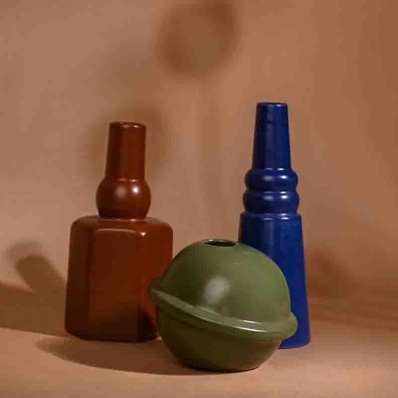 Buy Around the World Vase- Set Of Three at Vaaree online | Beautiful Vase to choose from