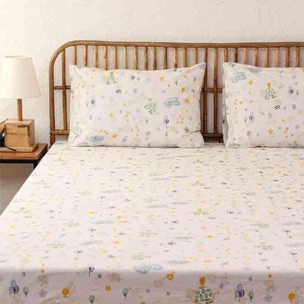 Buy Tortoise Finds His Home Bedding Set - White Bedding Set from Vaaree