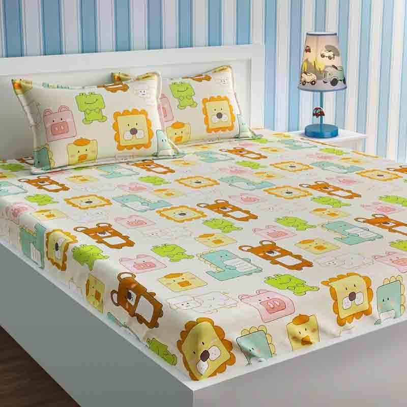 Buy Animated Animals Bedsheet Bedsheets from Vaaree