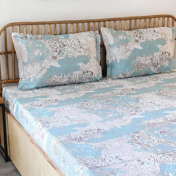 Buy Bedsheets - Blue Abstract Splatter Bedsheet at Vaaree online