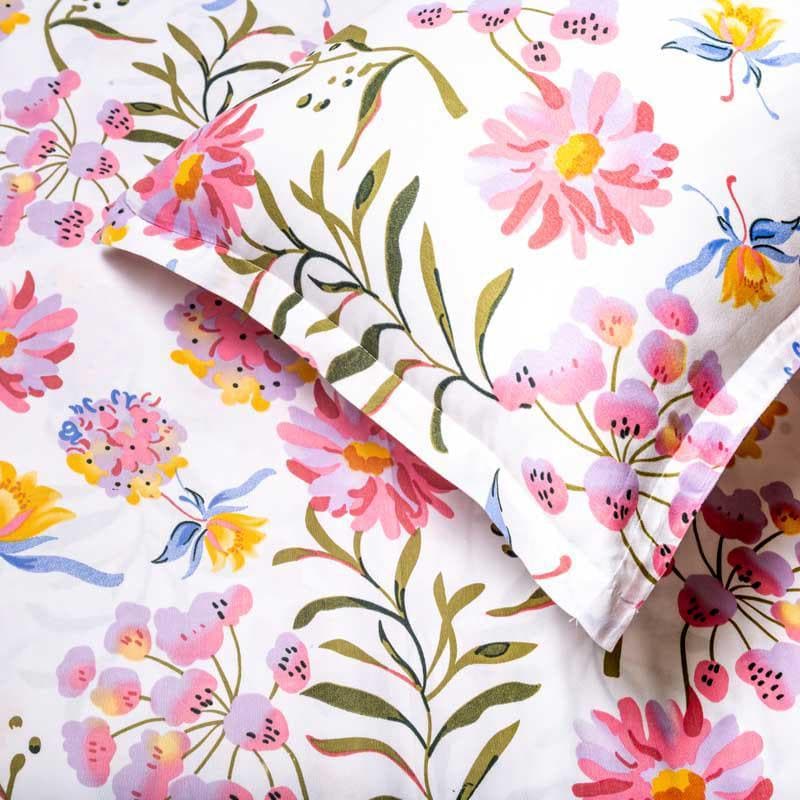 Buy Botanical Garden Bedsheet Bedsheets from Vaaree