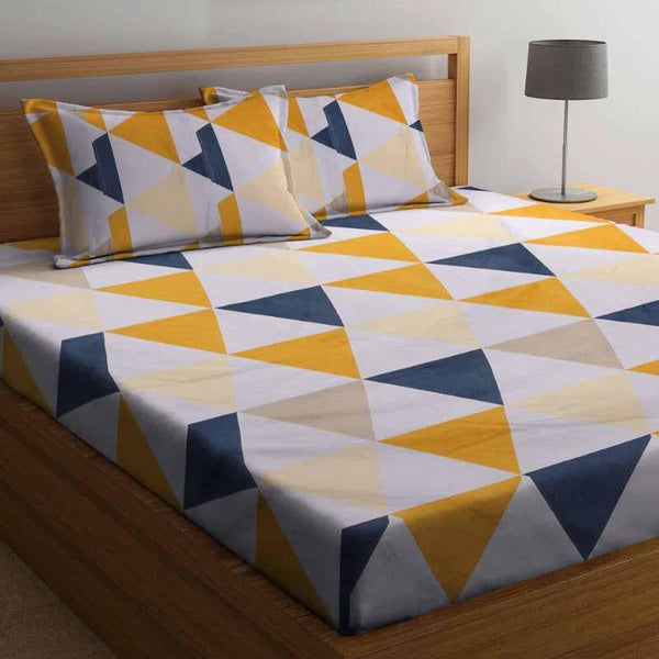 Buy Compliment Geometry Printed Bedsheet Bedsheets from Vaaree