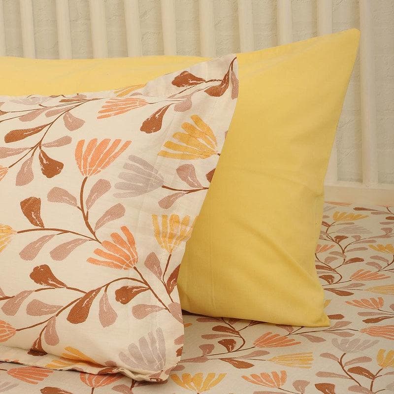 Buy Fab n' Floral Bedsheet Bedsheets from Vaaree