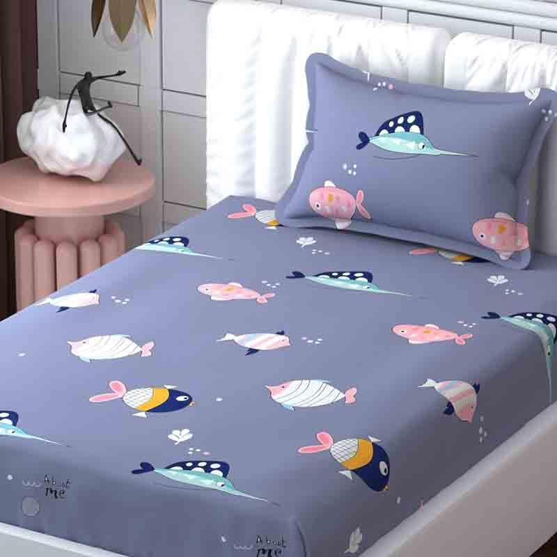 Buy Fish Pond Bedsheet Bedsheets from Vaaree