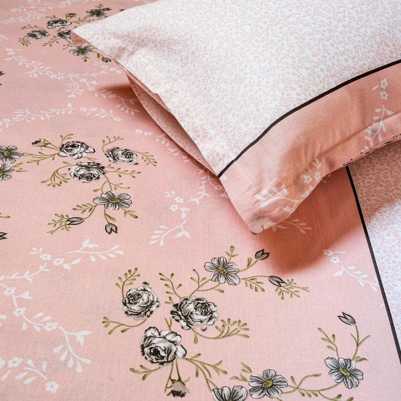 Buy Floral Bouquet Bedsheet- Peach Bedsheets from Vaaree