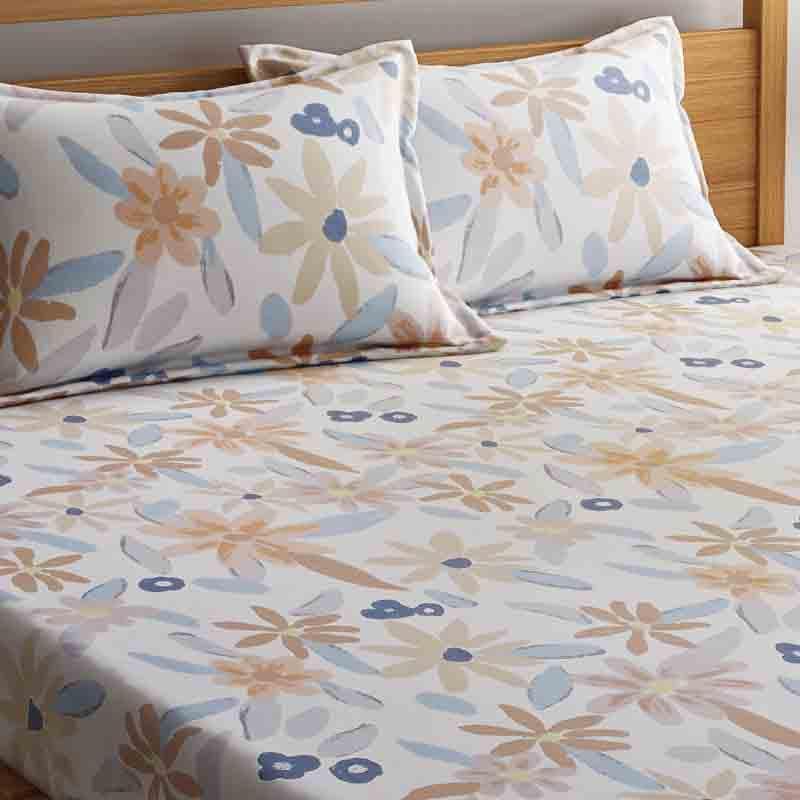 Buy Floral Cluster Bedsheet Bedsheets from Vaaree