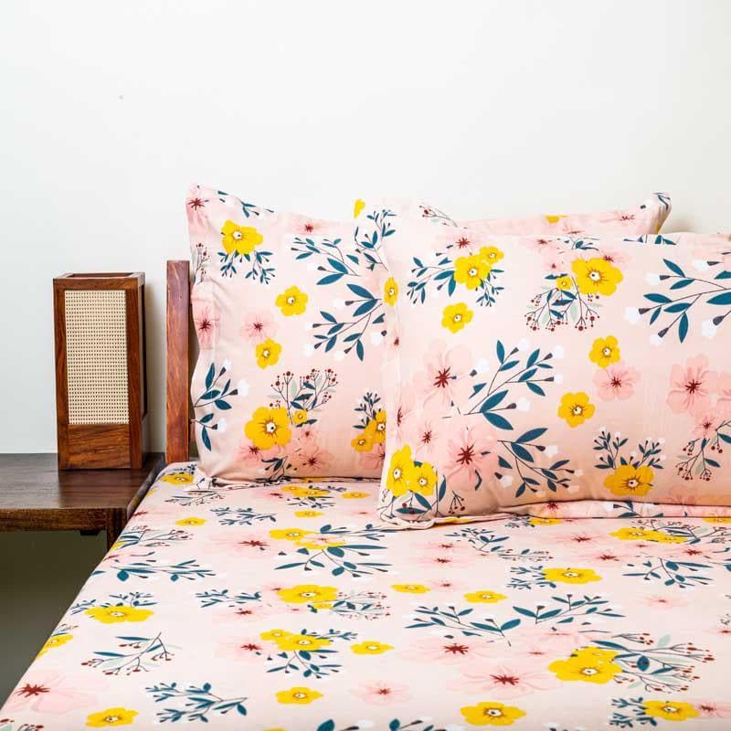 Buy Floral Fantasy Bedsheet Bedsheets from Vaaree