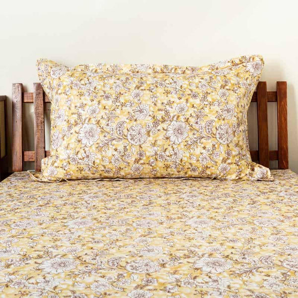 Buy Floro Fantastic Printed Bedsheet - Yellow Bedsheets from Vaaree