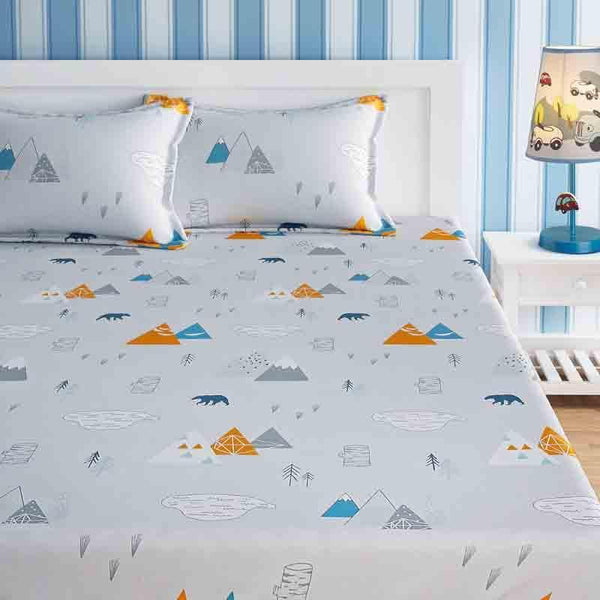 Buy Bedsheets - Hilltop Views Bedsheet at Vaaree online