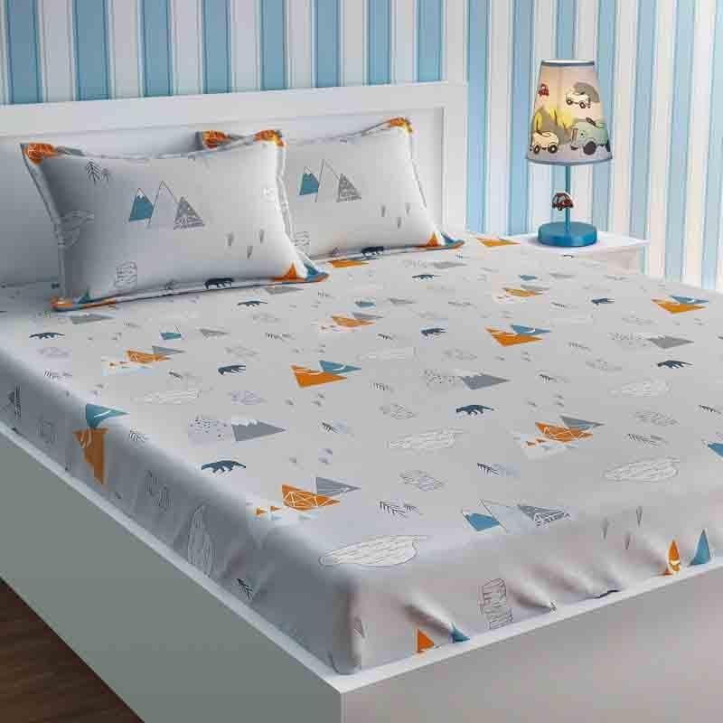 Buy Hilltop Views Bedsheet Bedsheets from Vaaree