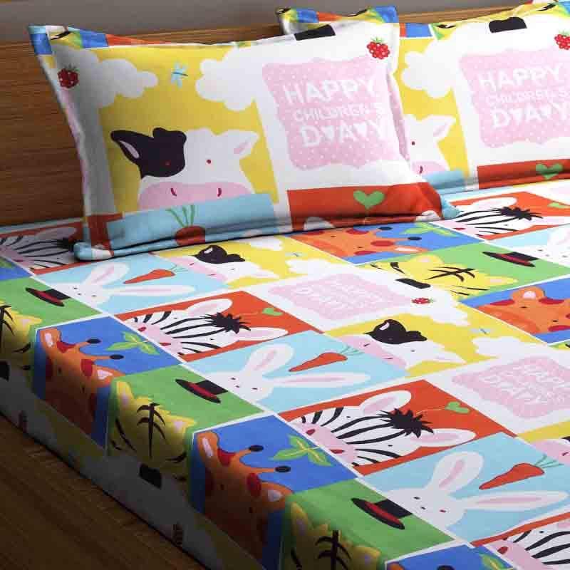 Buy Jungle Bundle Bedsheet - Double Bedsheets from Vaaree