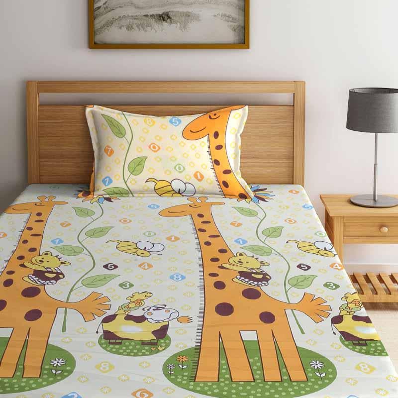 Buy Jungle Mania Printed Bedsheet Bedsheets from Vaaree