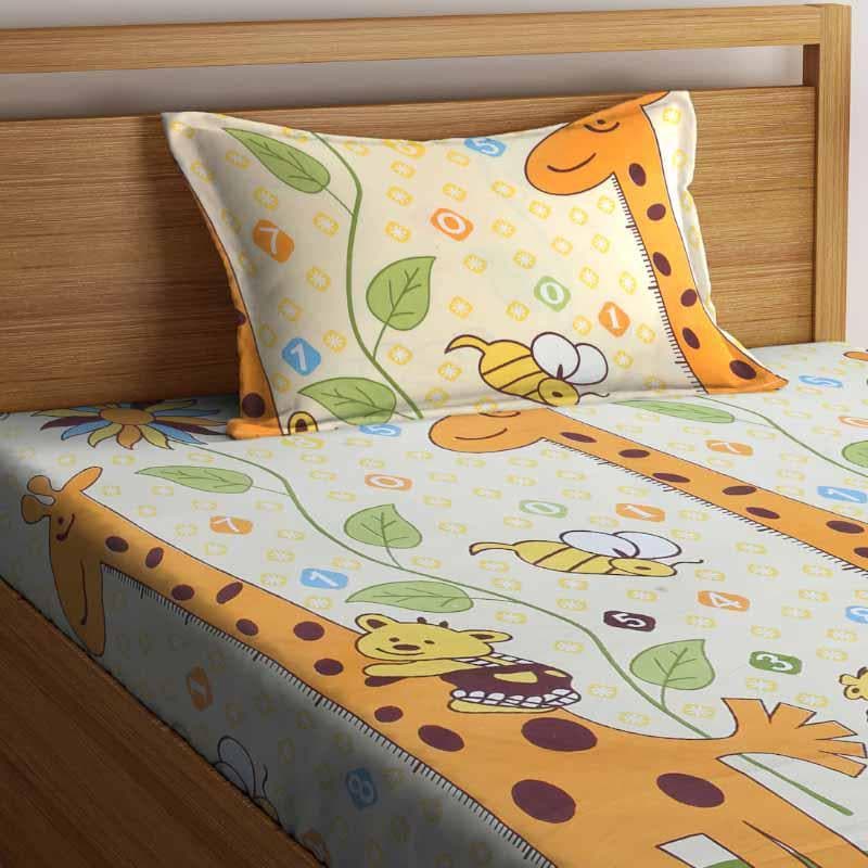 Buy Jungle Mania Printed Bedsheet Bedsheets from Vaaree