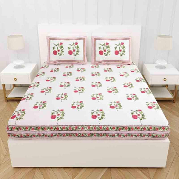 Buy Marigold Bedsheet - Pink Bedsheets from Vaaree