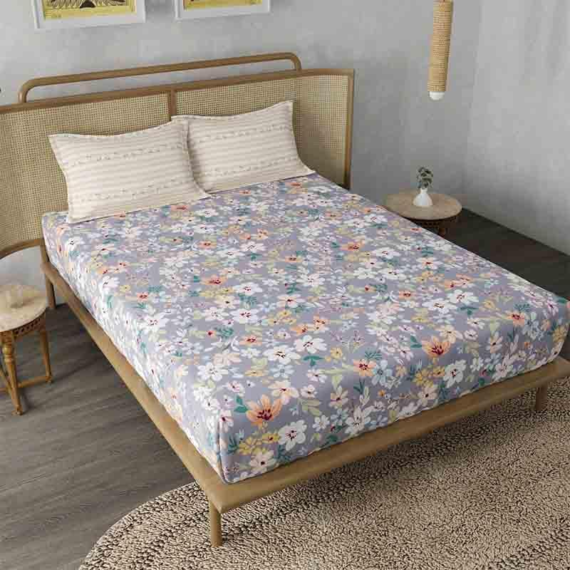 Buy Pastel Purpling Floral Bedsheet Bedsheets from Vaaree