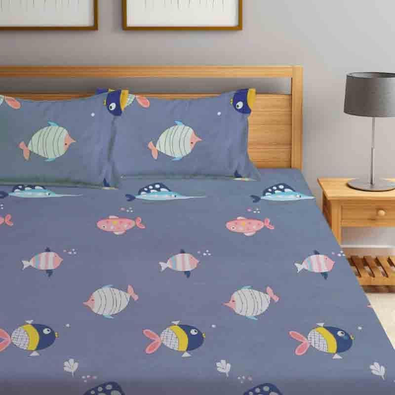 Buy Scuba Love Bedsheet Bedsheets from Vaaree