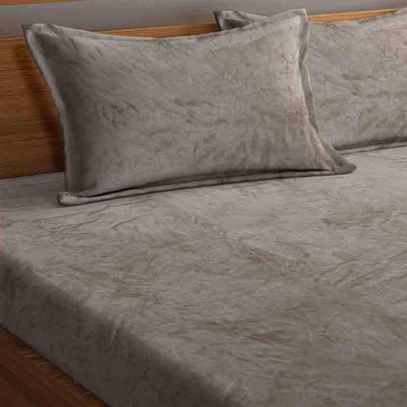 Buy Solid Dust Bedsheet - Grey Bedsheets from Vaaree