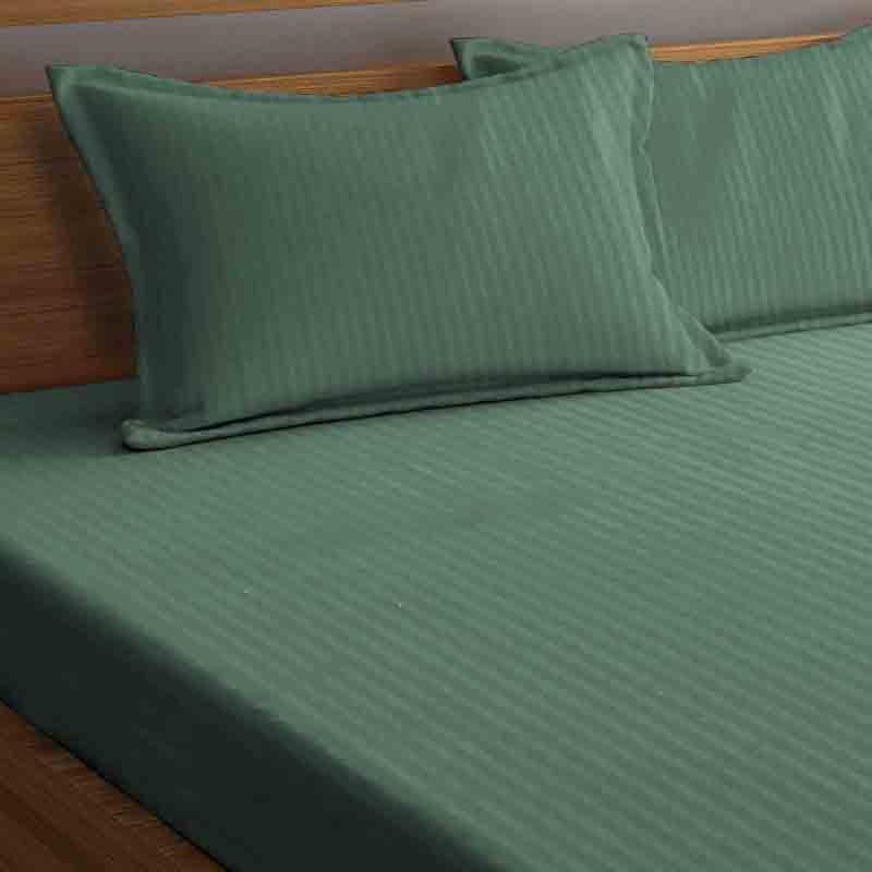 Buy Striped Wonder Bedsheet - Green Bedsheets from Vaaree