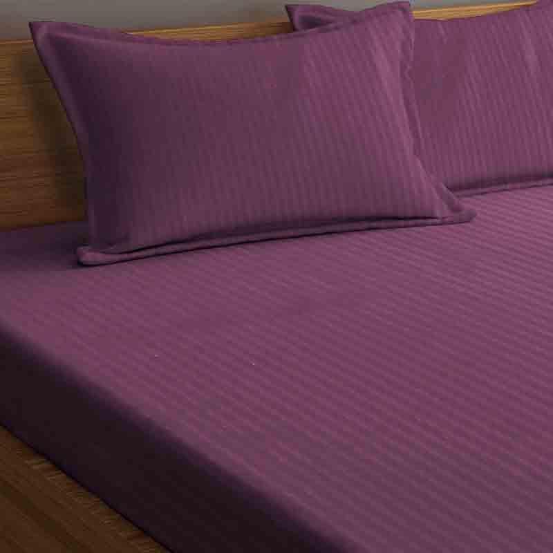 Buy Striped Wonder Bedsheet - Magenta Bedsheets from Vaaree