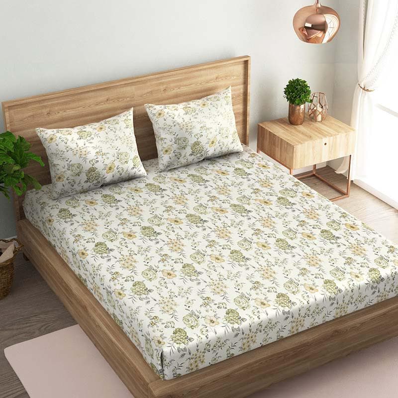 Buy Sunny Meadows Bedsheet
 - Green Bedsheets from Vaaree