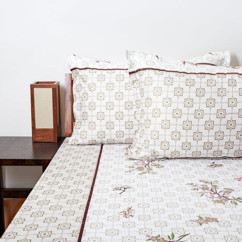 Buy The Pattern Play Bedsheet - Beige Bedsheets from Vaaree