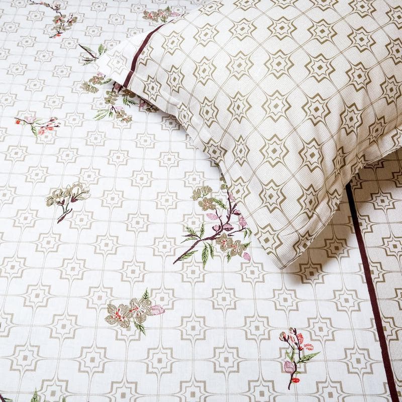 Buy The Pattern Play Bedsheet - Beige Bedsheets from Vaaree