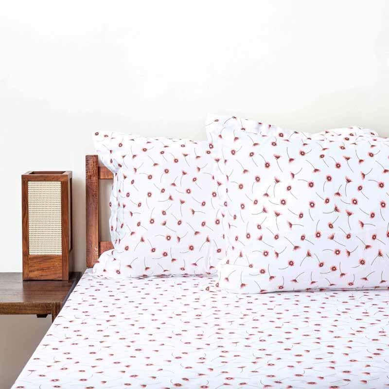 Buy Tiny Twines Bedsheet - Red Bedsheets from Vaaree