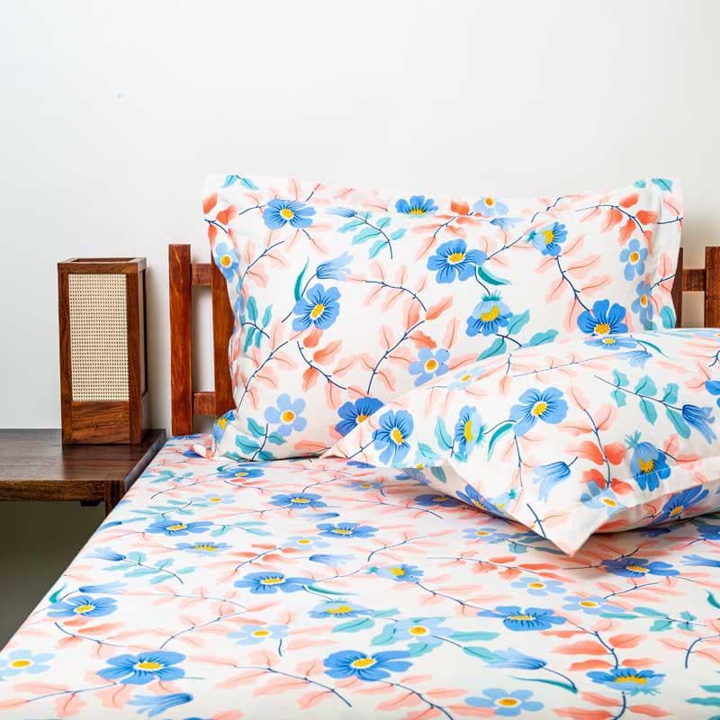 Buy Wonderfully Floral Bedsheet Bedsheets from Vaaree