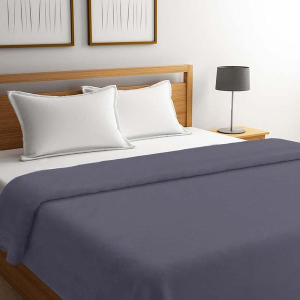 Buy Classic Solid Duvet Cover (Blue) at Vaaree online | Beautiful Duvet Covers to choose from