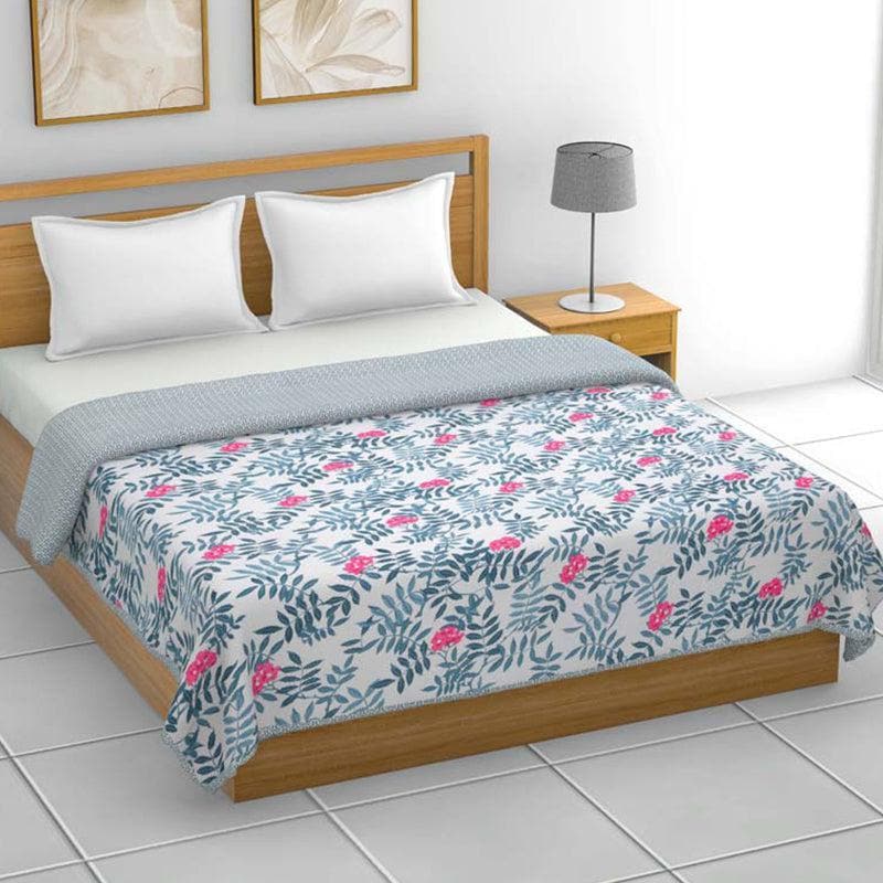 Buy Garden Bliss Cotton Dohar -Blue at Vaaree online | Beautiful Comforters & AC Quilts to choose from