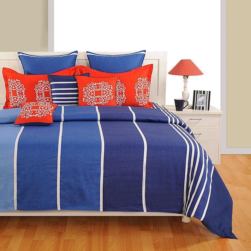 Buy Sapphire and Ruby Comforter at Vaaree online | Beautiful Comforters & AC Quilts to choose from