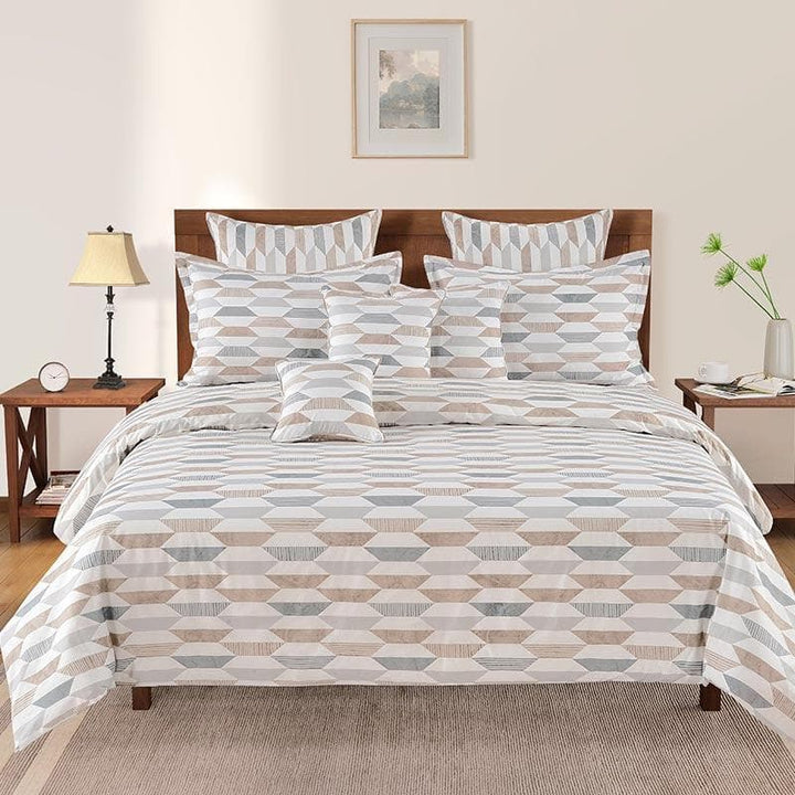 Buy Tessellated Modern Comforter at Vaaree online | Beautiful Comforters & AC Quilts to choose from