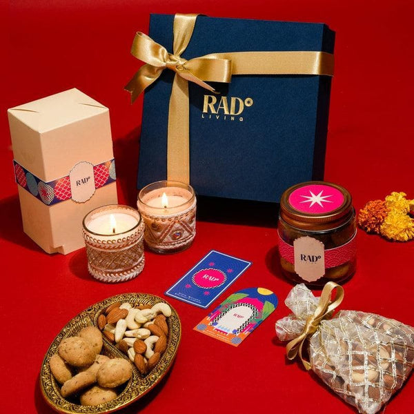 Buy Sweet Light Gift Box Candles from Vaaree